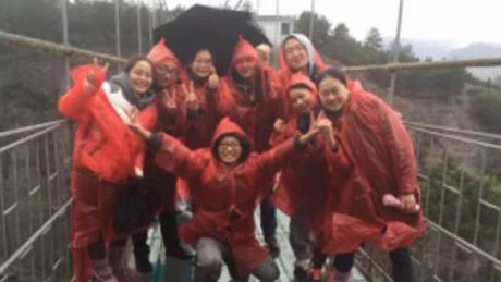 快乐有你、生长有你，，项目员工极限拓展活动